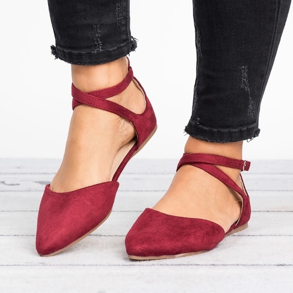 Shoes - Strappy flats